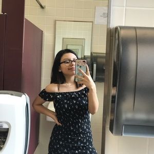 Meet your Posher, Densie